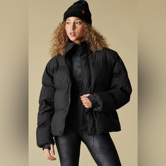 Fabletics Essential Puffer - Picture 1 of 5